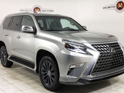 Used 2023 Lexus GX 460 Premium w/ Accessory Package AWD/4WD image 40