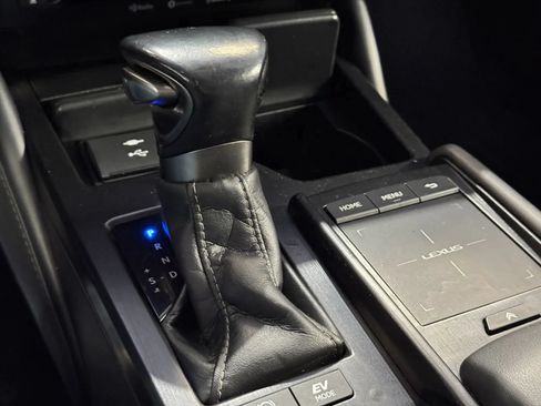 Used 2021 Lexus ES 300h w/ Accessory Package 2 FWD image 17
