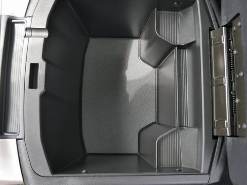 Used 2017 RAM 2500 Laramie w/ Sport Appearance Group image 42