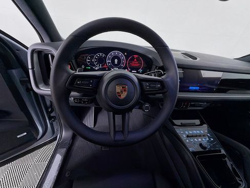 New 2026 Porsche Cayenne AWD/4WD image 12
