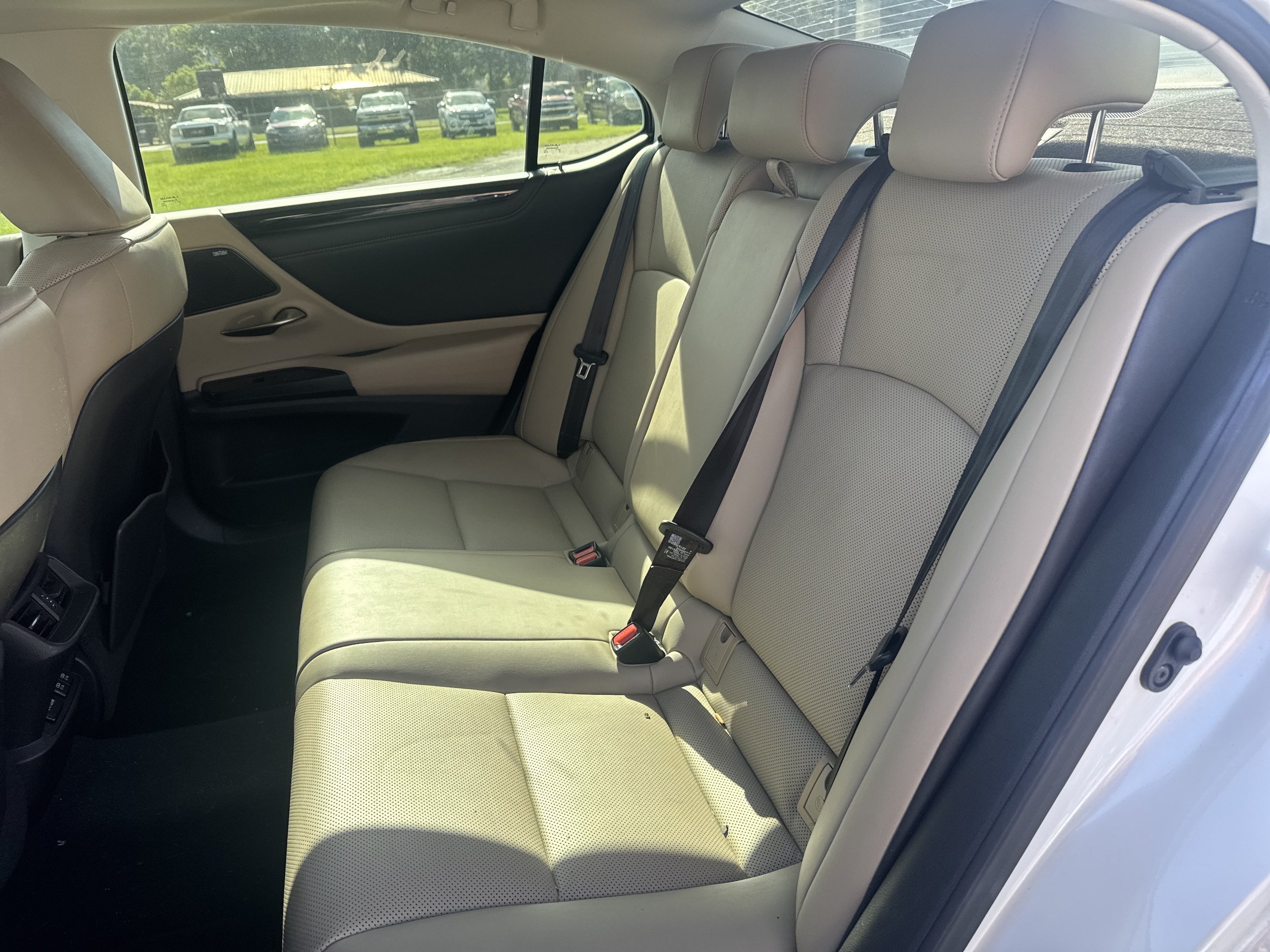 Used 2020 Lexus ES 350 w/ Premium Package FWD image 19
