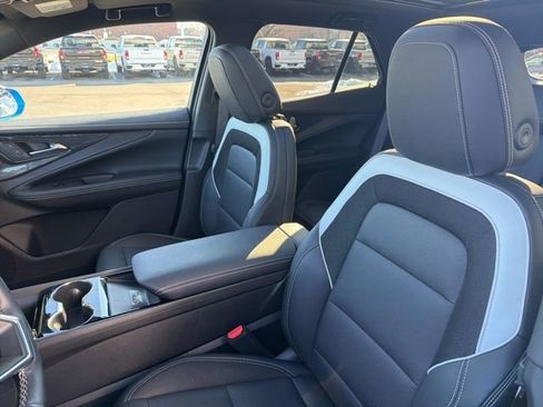 Used 2024 Chevrolet Blazer EV LT image 24