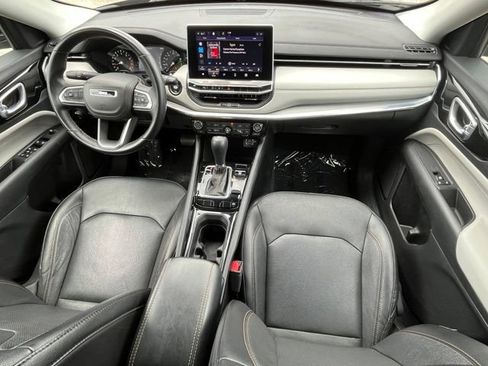 Used 2022 Jeep Compass Limited AWD/4WD image 29