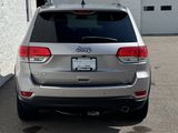 Used 2017 Jeep Grand Cherokee Limited w/ Luxury Group II image 4