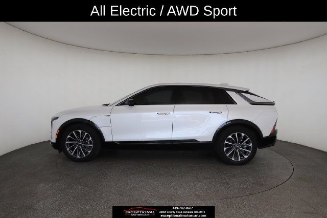 Used 2024 Cadillac Lyriq Sport w/ LPO, Floor Liner Package AWD/4WD image 7