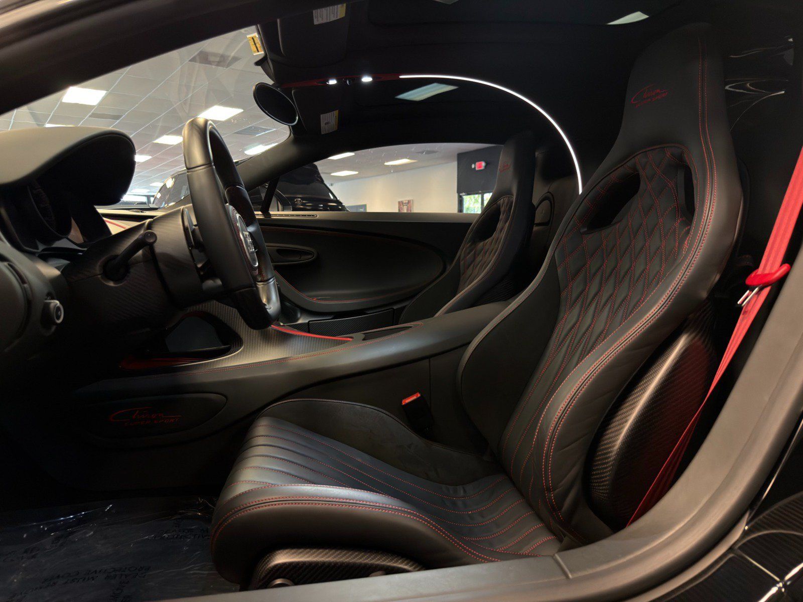 Used 2024 Bugatti Chiron Super Sport AWD/4WD image 26