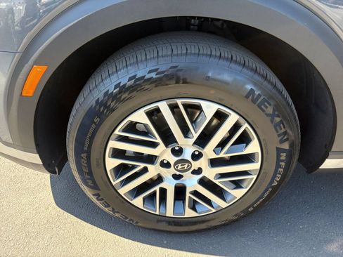 Used 2026 Hyundai Palisade SEL FWD image 34