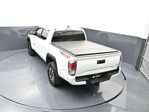 Used 2023 Toyota Tacoma TRD Off-Road w/ Technology Package AWD/4WD image 38