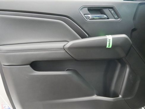 New 2026 GMC Canyon Elevation w/ Convenience Package image 12