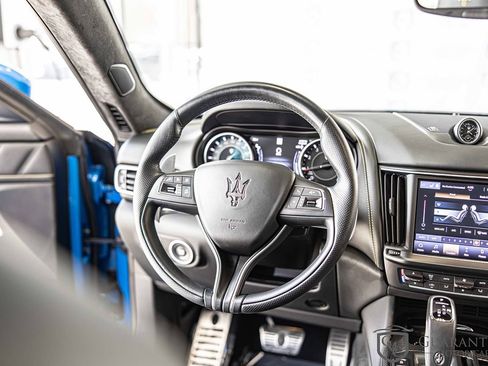 Used 2022 Maserati Levante F Tributo image 38