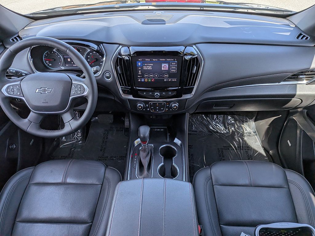 Used 2023 Chevrolet Traverse RS AWD/4WD image 14