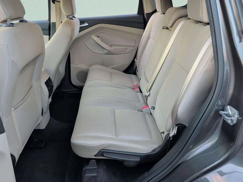 Used 2018 Ford Escape SE w/ SE Sync 3 Package image 31