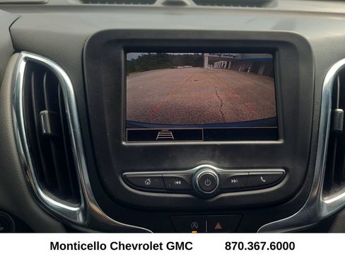 Used 2024 Chevrolet Equinox LS w/ LS Convenience Package FWD image 23