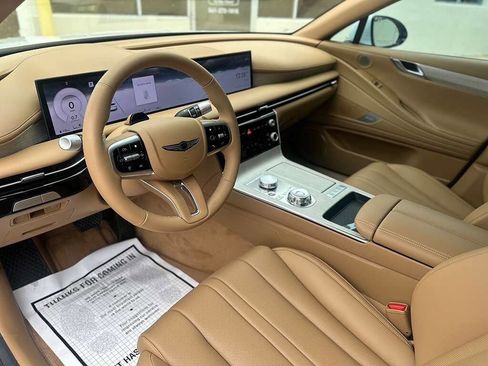 Used 2025 Genesis G80 2.5T Advanced image 13