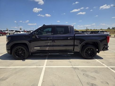 Used 2022 GMC Sierra 1500 Elevation RWD image 5