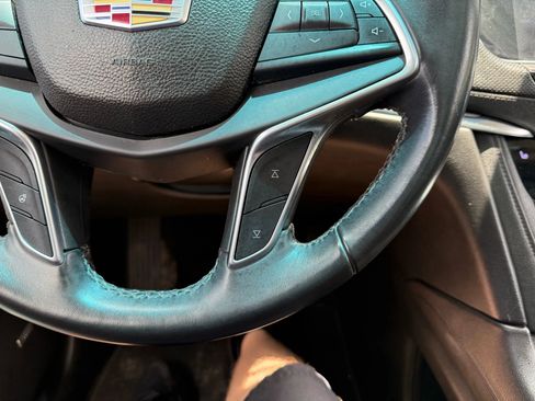 Used 2017 Cadillac XT5 Luxury image 27