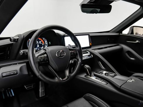 Used 2024 Lexus LC 500 Convertible w/ Touring Package RWD image 3