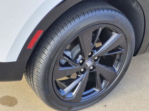 New 2025 Buick Envision Sport Touring image 5