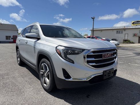 Used 2020 GMC Terrain SLT AWD/4WD image 1