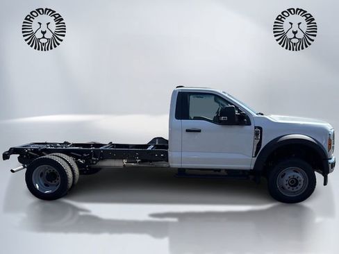 New 2026 Ford F550 4x4 Regular Cab Super Duty image 4