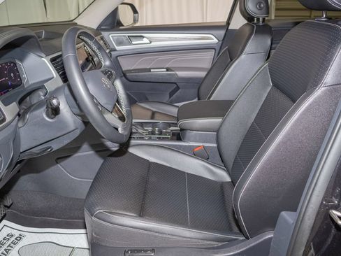 Used 2023 Volkswagen Atlas SEL AWD/4WD image 11