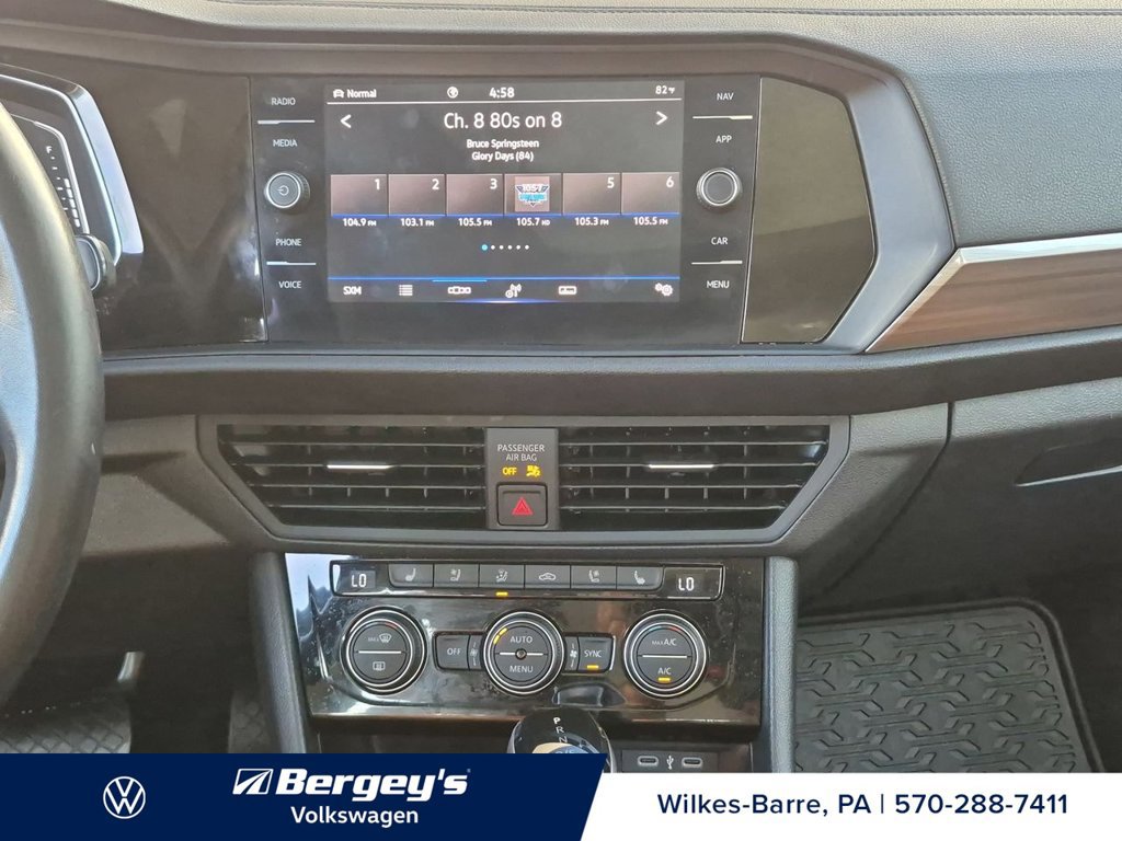 Used 2024 Volkswagen Jetta SEL FWD image 23