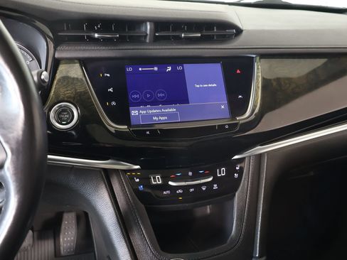 Used 2022 Cadillac XT6 Premium Luxury w/ LPO, Radiant Package AWD/4WD image 5
