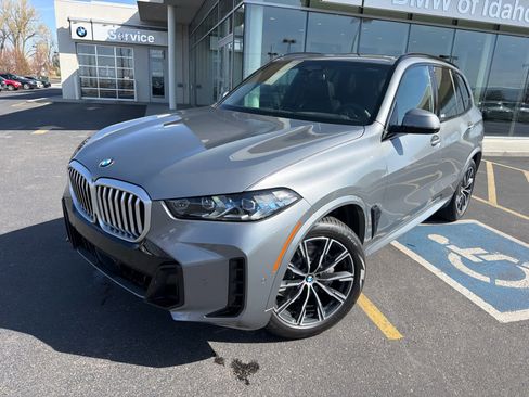 New 2026 BMW X5 xDrive40i AWD/4WD image 3