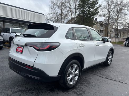 Used 2025 Honda HR-V LX image 7