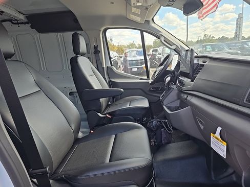 New 2026 Ford Transit 250 Low Roof image 20