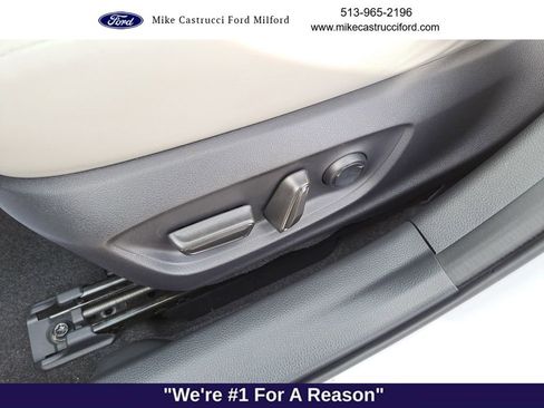 Used 2024 Toyota Prius Limited image 22