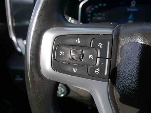 Used 2025 Chevrolet Silverado 3500 LT image 46