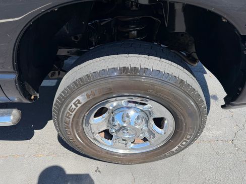 Used 2005 Dodge Ram 2500 Truck SLT image 14