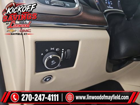 Used 2018 Jeep Grand Cherokee Limited AWD/4WD image 19