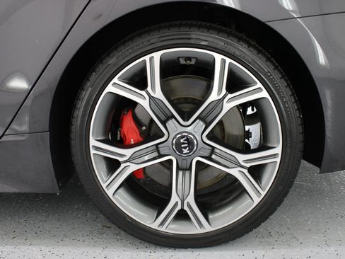 Used 2021 Kia Stinger GT image 72