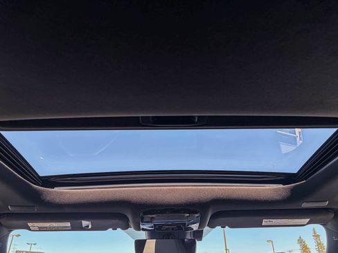 Used 2023 Lexus RX 350 Premium image 15