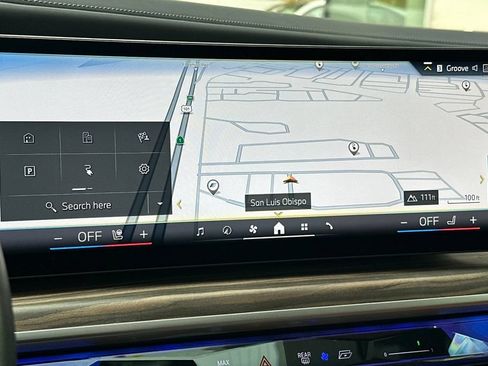 Used 2023 BMW i7 xDrive60 AWD/4WD image 21