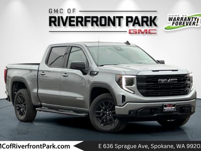 New 2025 GMC Sierra 1500 Elevation w/ LPO, Elevation Black Package