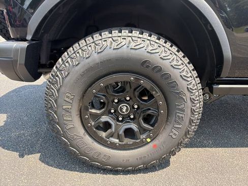 New 2026 Ford Bronco Badlands AWD/4WD image 13