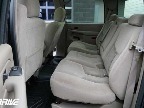 Used 2006 Chevrolet Silverado 2500 LT w/ Skid Plate Package image 32