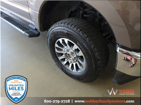Used 2022 Ford F250 Lariat w/ Lariat Ultimate Package AWD/4WD image 4