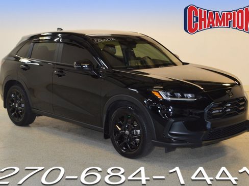 Used 2023 Honda HR-V Sport image 1