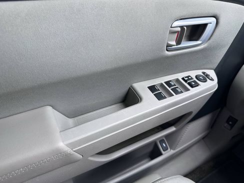 Used 2013 Honda Pilot LX image 29