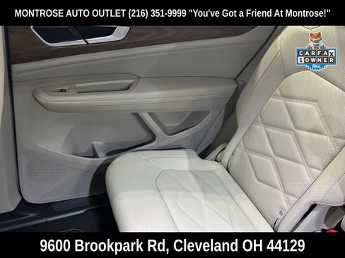 Used 2024 Volkswagen Atlas SE w/ Panoramic Sunroof Package AWD/4WD image 30