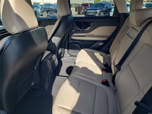 New 2026 Lincoln Corsair Premiere FWD image 16