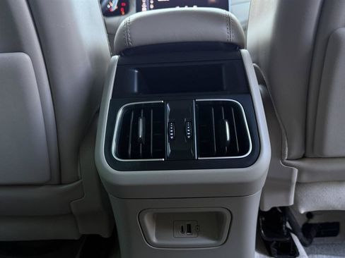Used 2023 Maserati Grecale GT AWD/4WD image 38