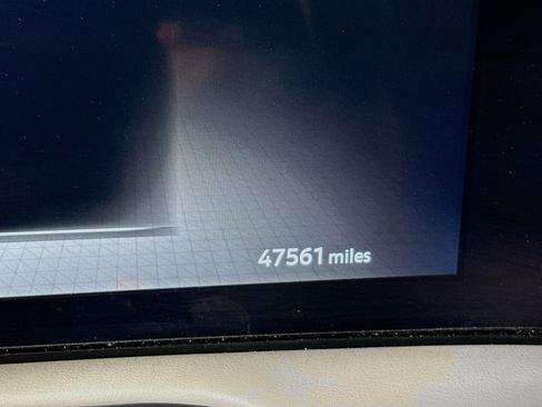 Used 2023 Nissan Ariya FWD image 18