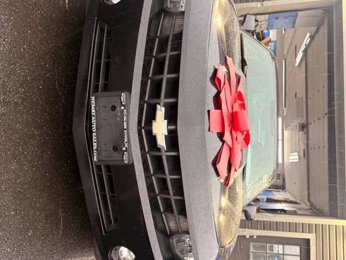 Used 2013 Chevrolet Camaro LT RWD image 3