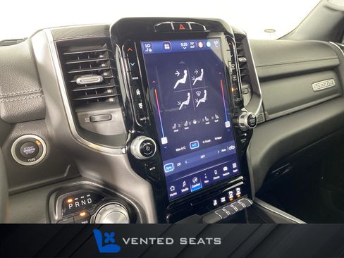 Used 2024 RAM 1500 Laramie AWD/4WD image 6