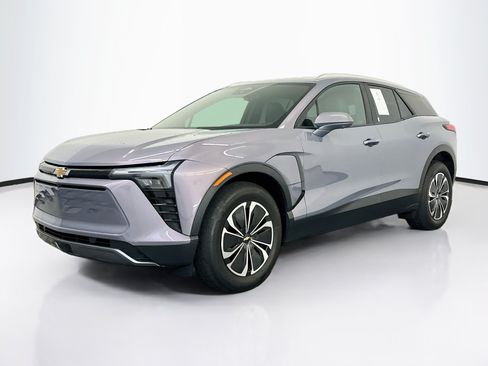 Used 2024 Chevrolet Blazer EV LT AWD/4WD image 3